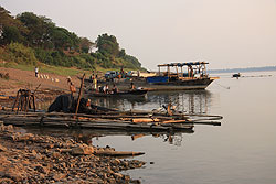Fischer auf dem Mekong in Kratie - Kambodscha